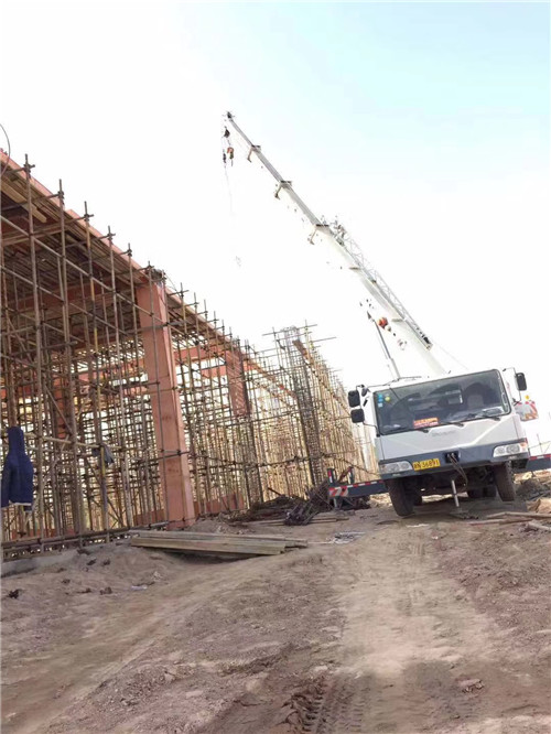 九龙坡区吊车作业的安全注意事项有哪些？